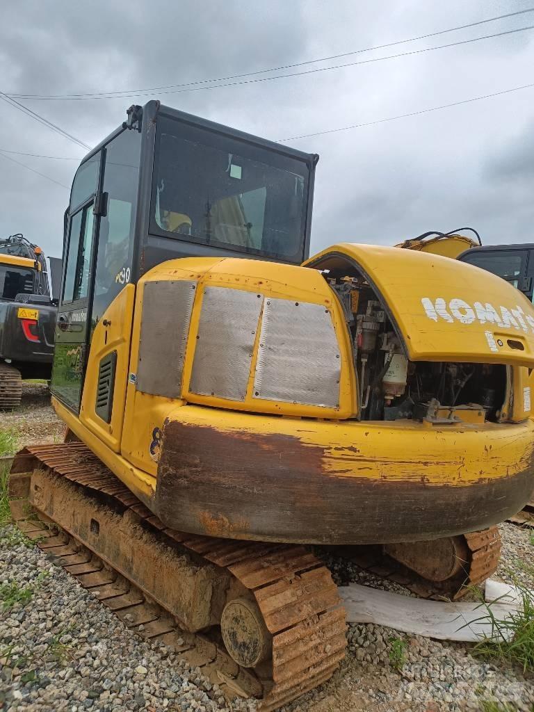 Komatsu PC 90 Pásová rýpadla