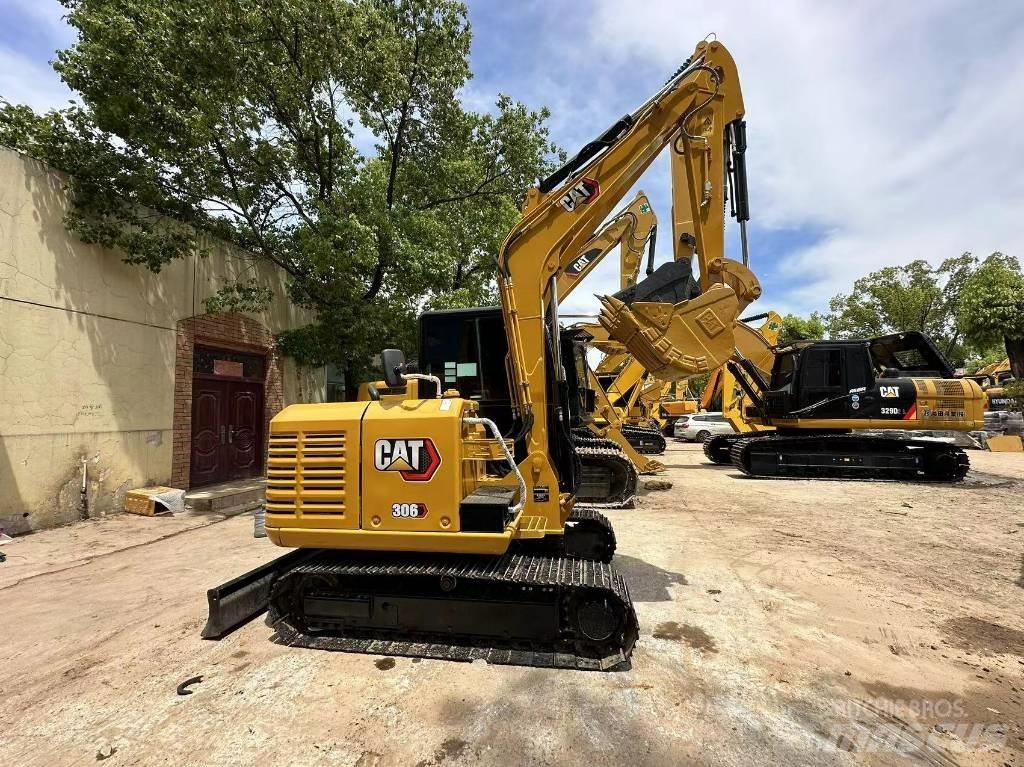 CAT 306E Mini rýpadla < 7t