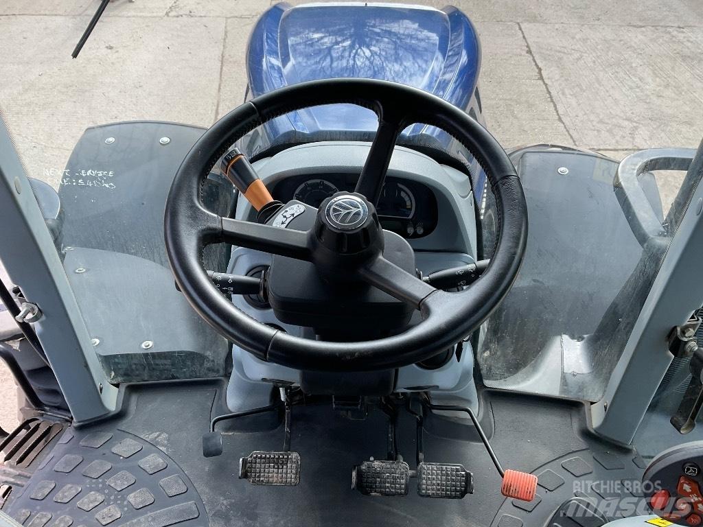 New Holland T 7.315 Traktory