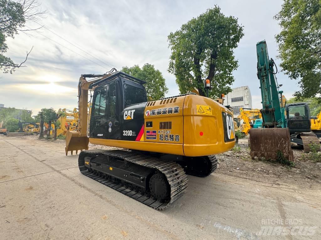 CAT 320 D Pásová rýpadla