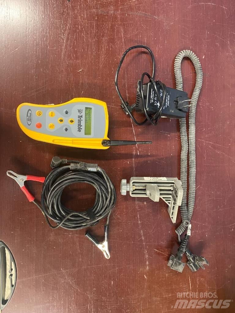 SPECTRA GL722 LASER Ostatní komponenty