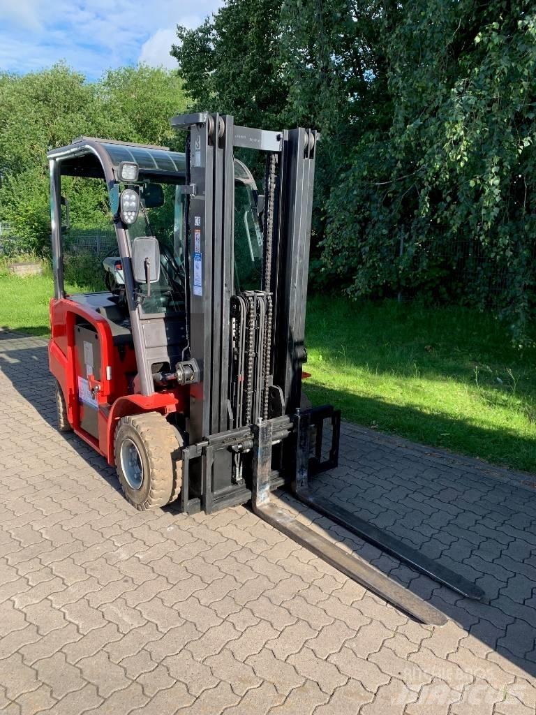 Manitou ME425C Akumulátorové vozíky