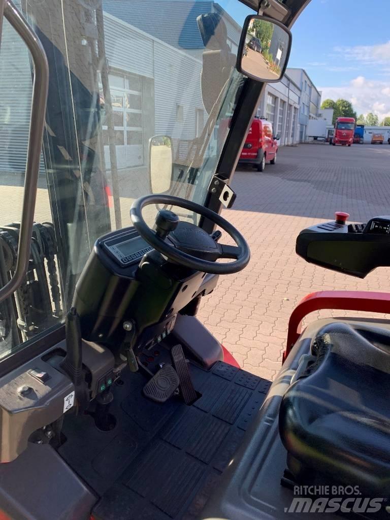 Manitou ME425C Akumulátorové vozíky