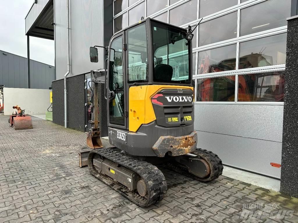 Volvo ECR25D Mini rýpadla < 7t