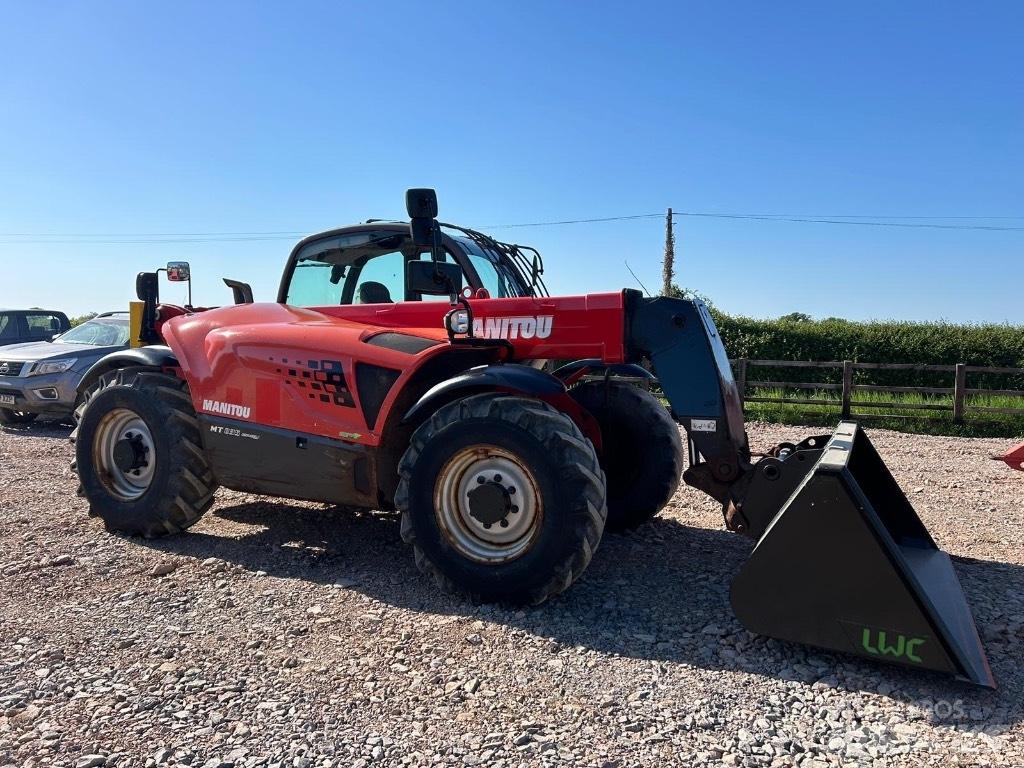 Manitou MT 835 Teleskopické manipulátory
