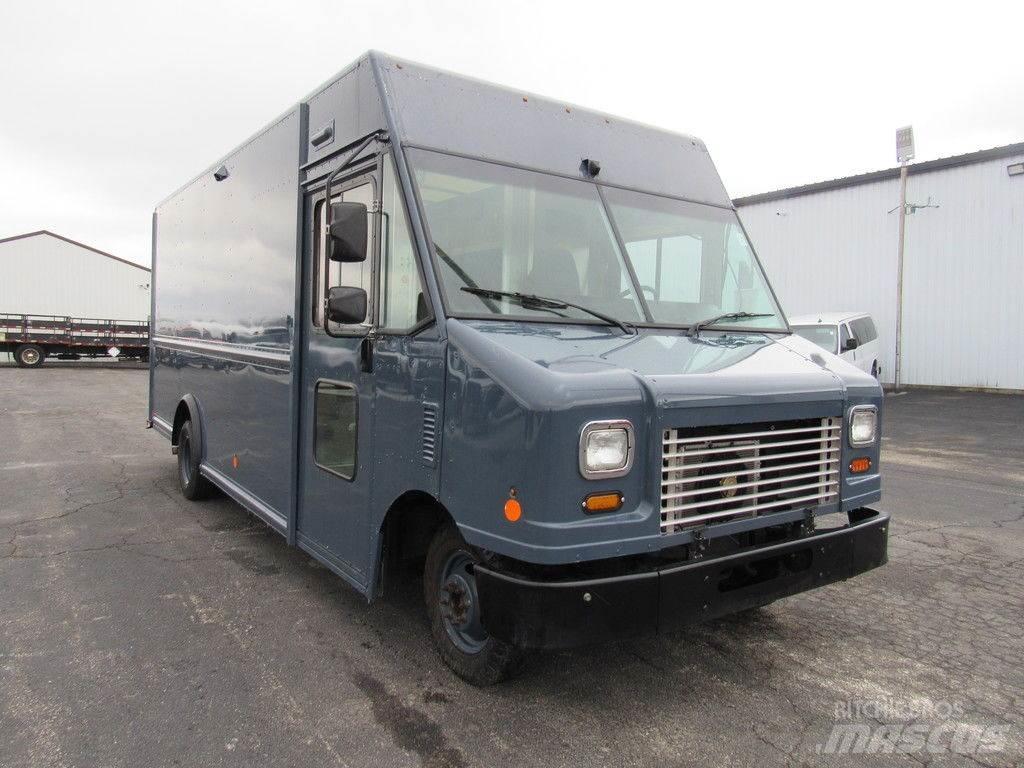 Ford E-450 Skříňová nástavba
