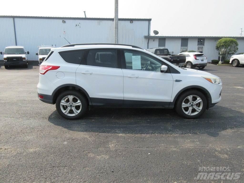 Ford Escape Osobní vozy