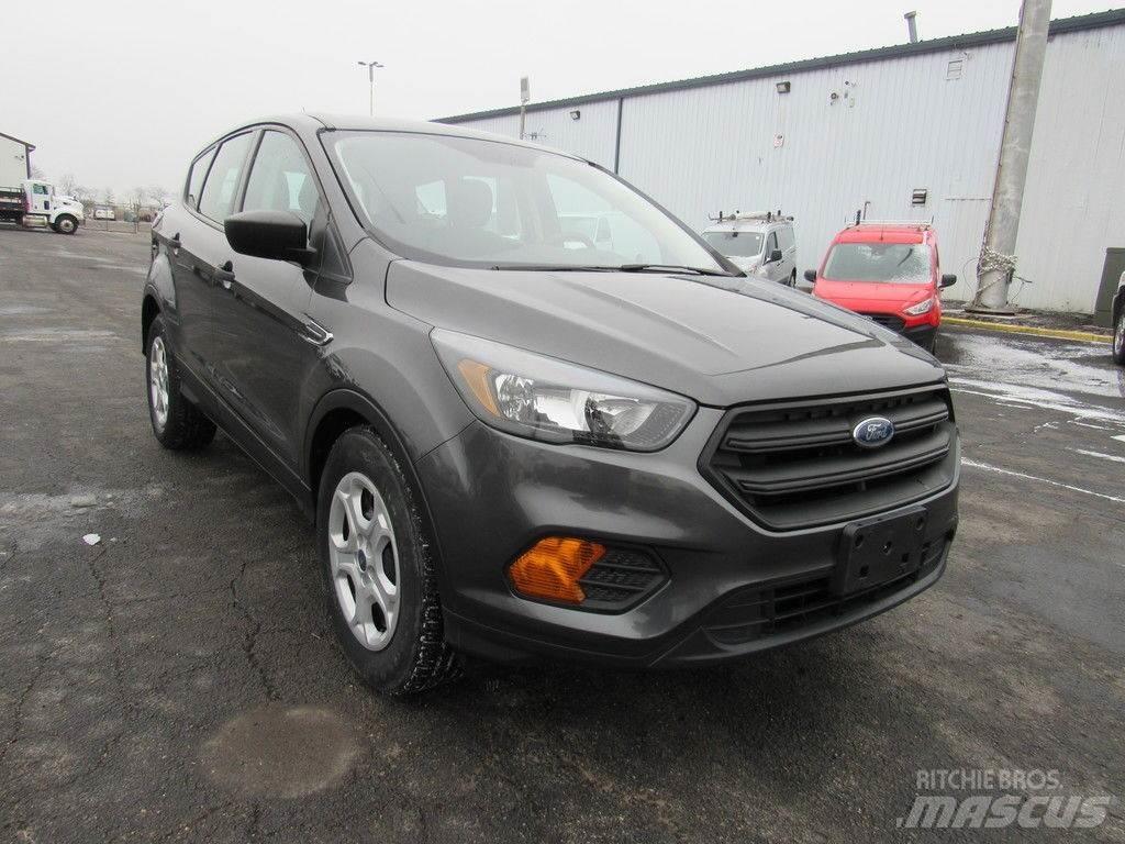 Ford Escape Osobní vozy
