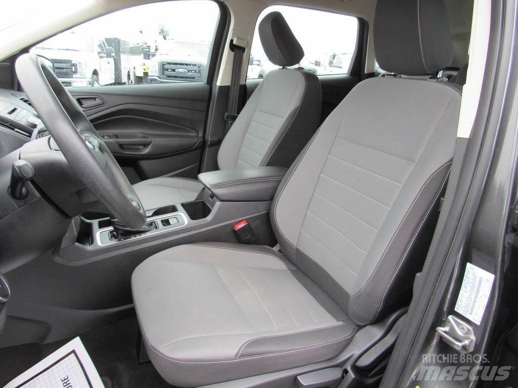 Ford Escape Osobní vozy