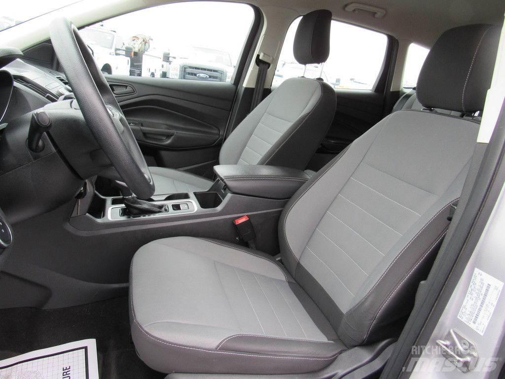 Ford Escape Osobní vozy