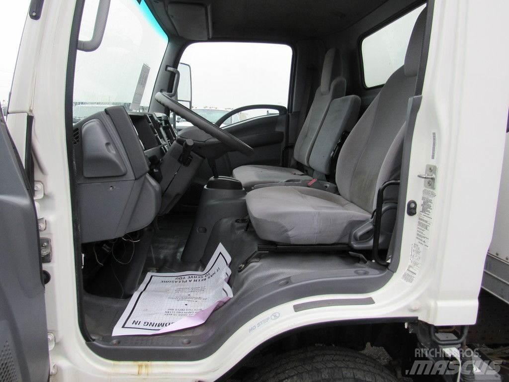 Isuzu NPR Skříňová nástavba