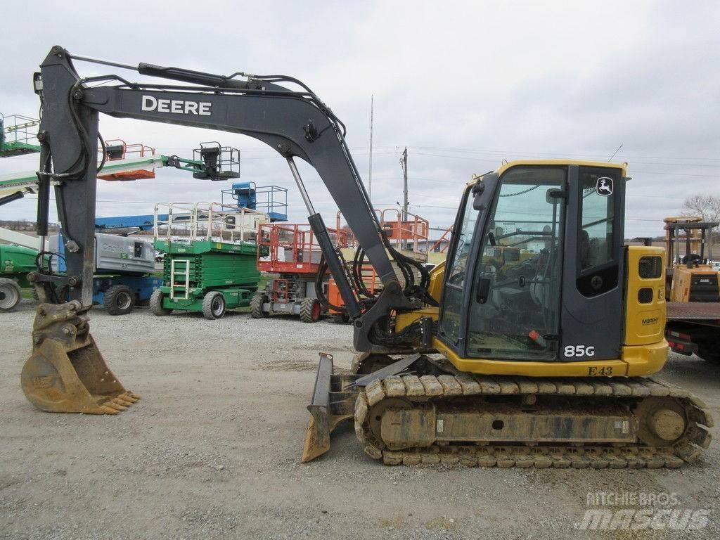 John Deere 85G Midi rýpadla 7t - 12t