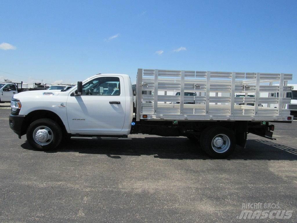 RAM 3500 Valníky/Sklápěcí bočnice