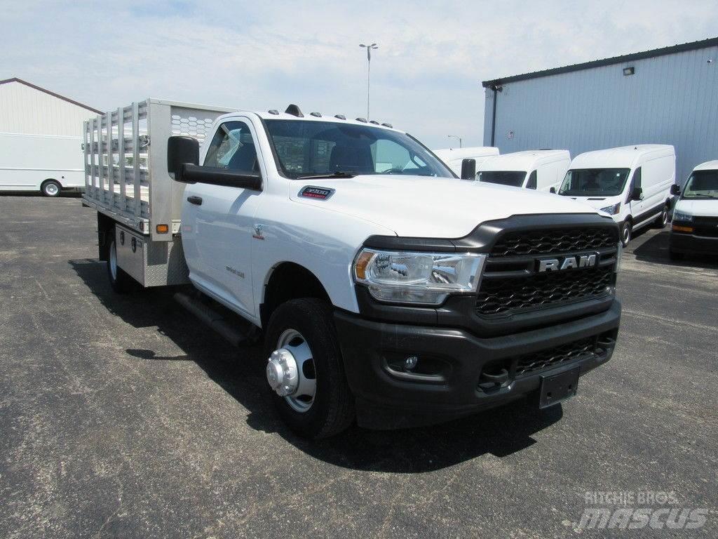 RAM 3500 Valníky/Sklápěcí bočnice
