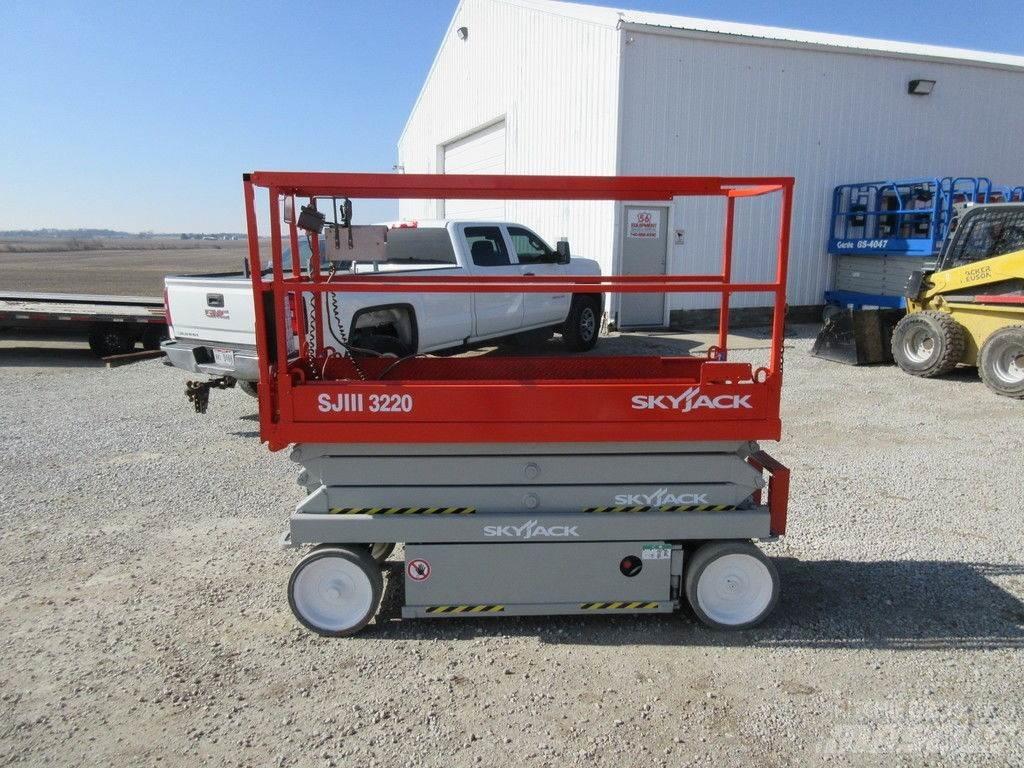 SkyJack SJ3220 Ostatní komponenty