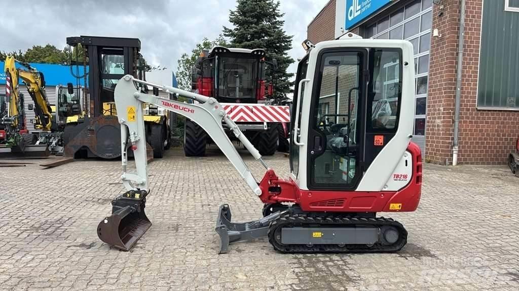 Takeuchi TB216 A Mini rýpadla < 7t