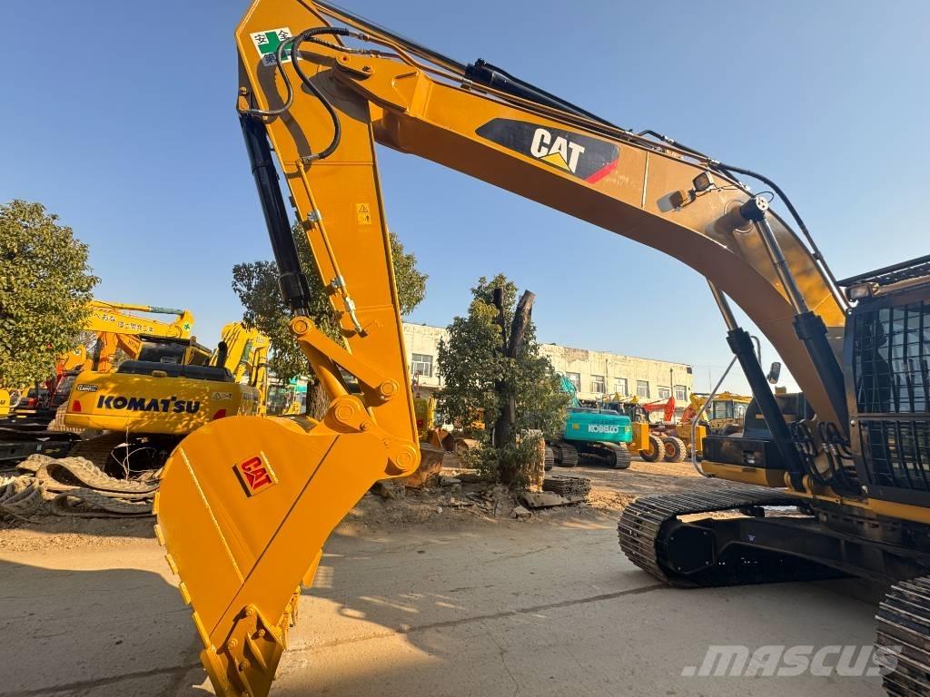 CAT 330 D2 L Pásová rýpadla