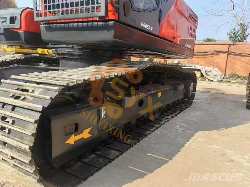 Doosan DX 225 LC Rýpadla s dlouhým dosahem