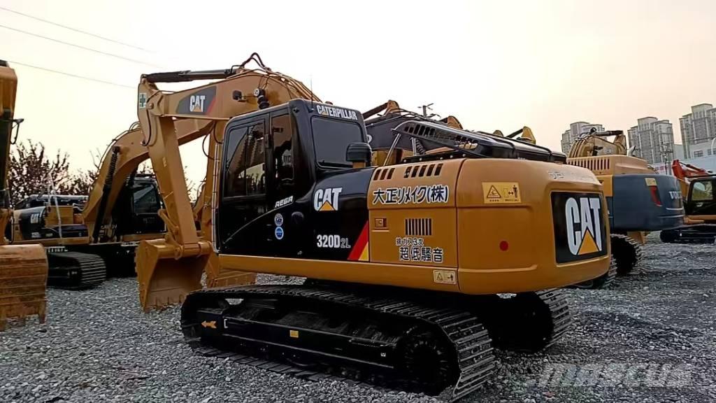 CAT 320DL Pásová rýpadla