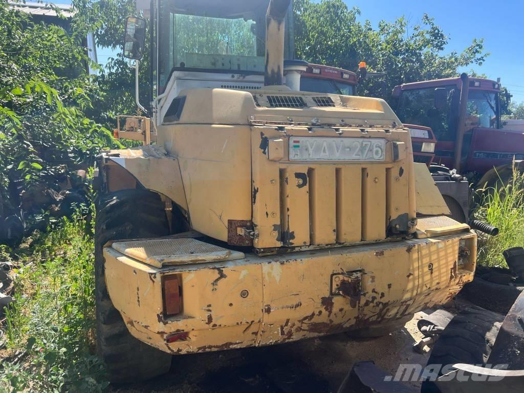 Liebherr 522 Podvozky a zavěšení kol