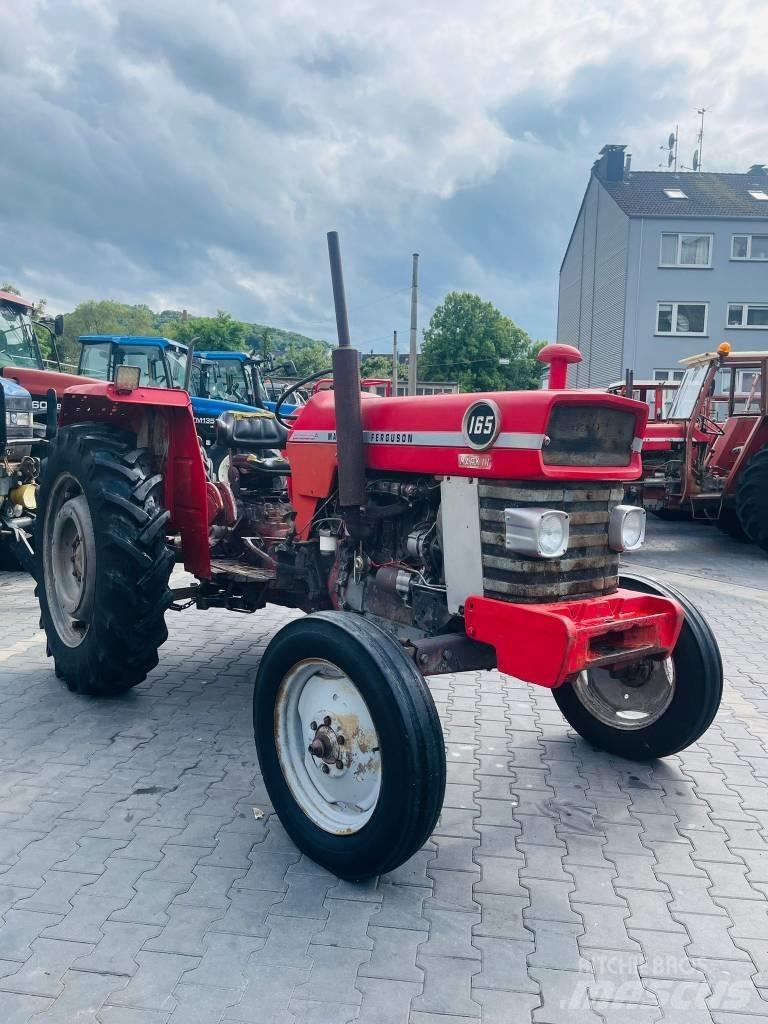 Massey Ferguson 165 Traktory