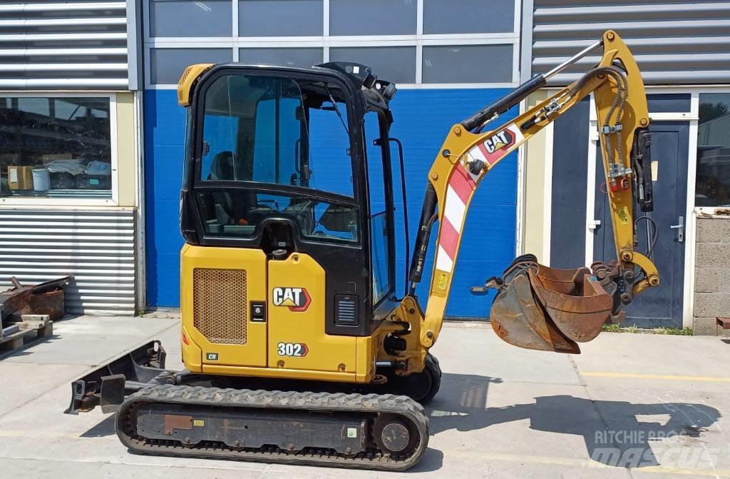 CAT 302 Mini rýpadla < 7t