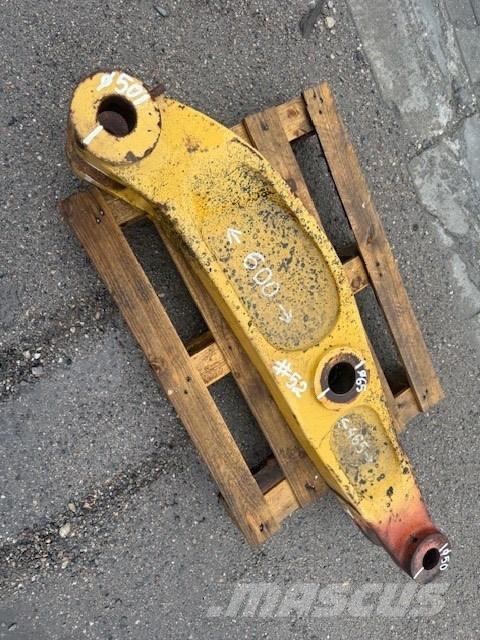 CAT 907 BUCKET LINK Lopaty