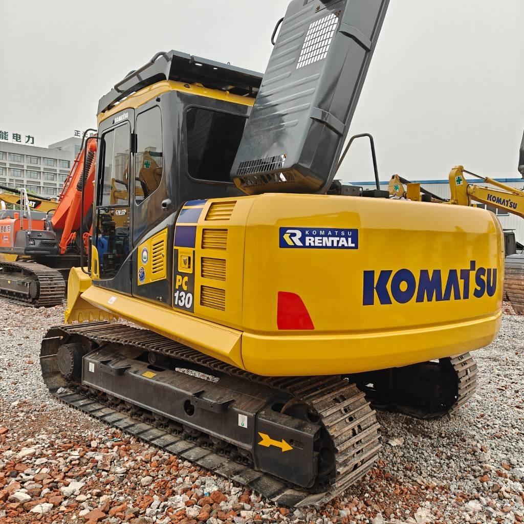 Komatsu 130-7 Pásová rýpadla