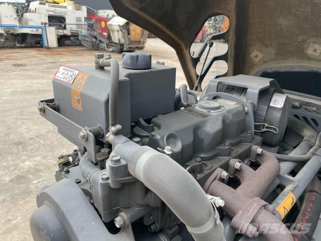 Hamm HD 12 VV Tandemové válce