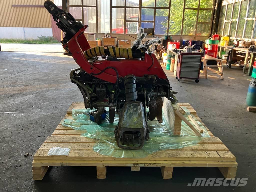 Komatsu 365.1 Odvětvovače
