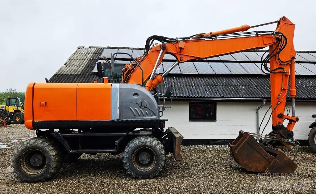 Hitachi ZX 140 W-3 Kolová rýpadla