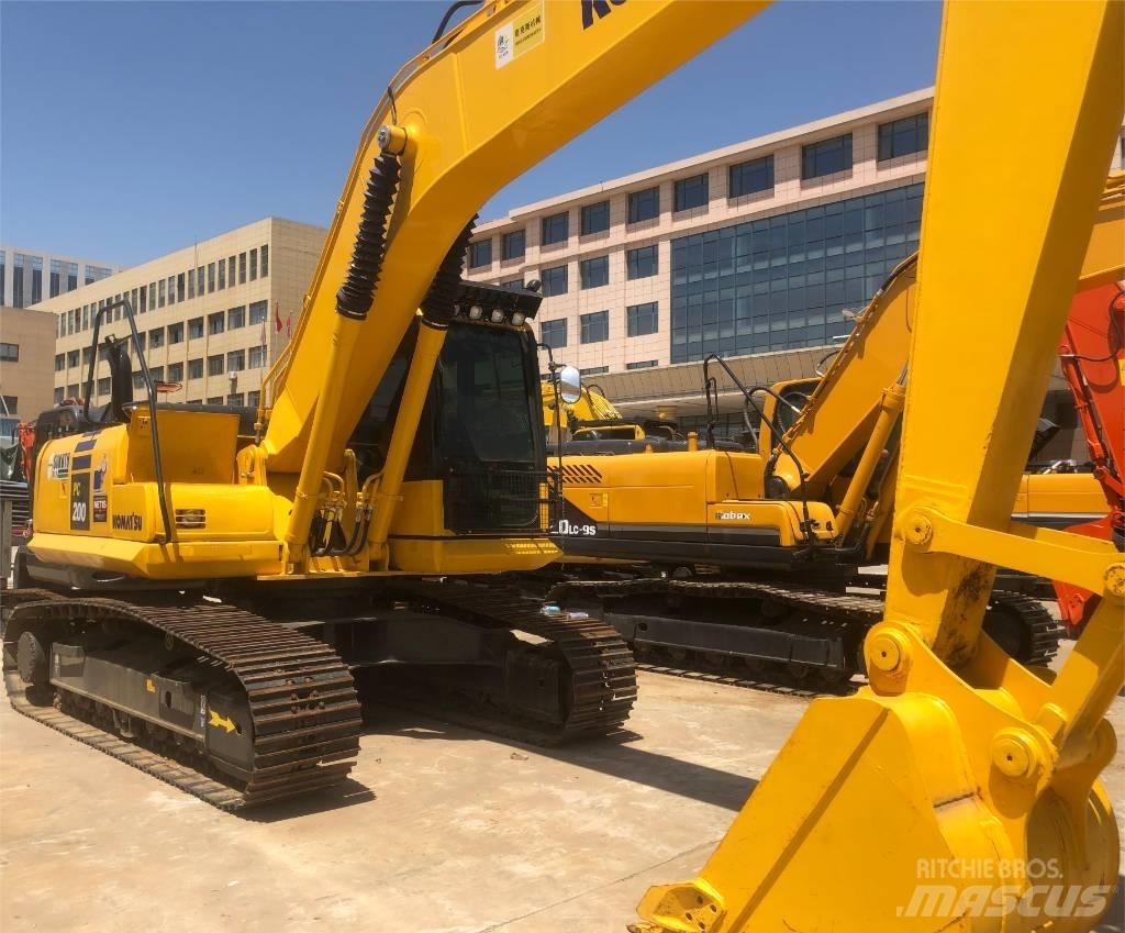 Komatsu PC200 Pásová rýpadla