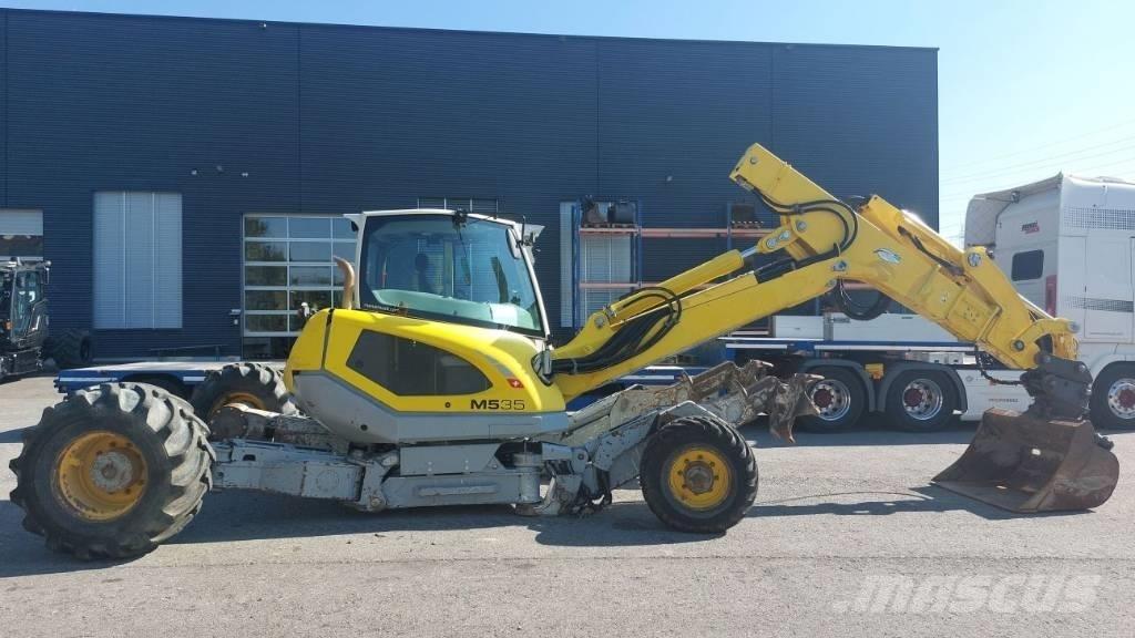 Menzi Muck M535 Kolová rýpadla