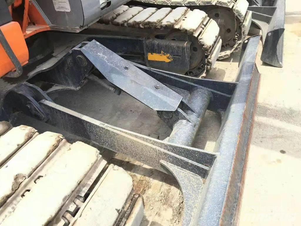 Hitachi ZX75 Pásová rýpadla