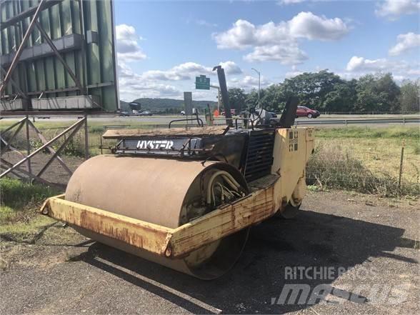 Hyster C627B Tahačové válce