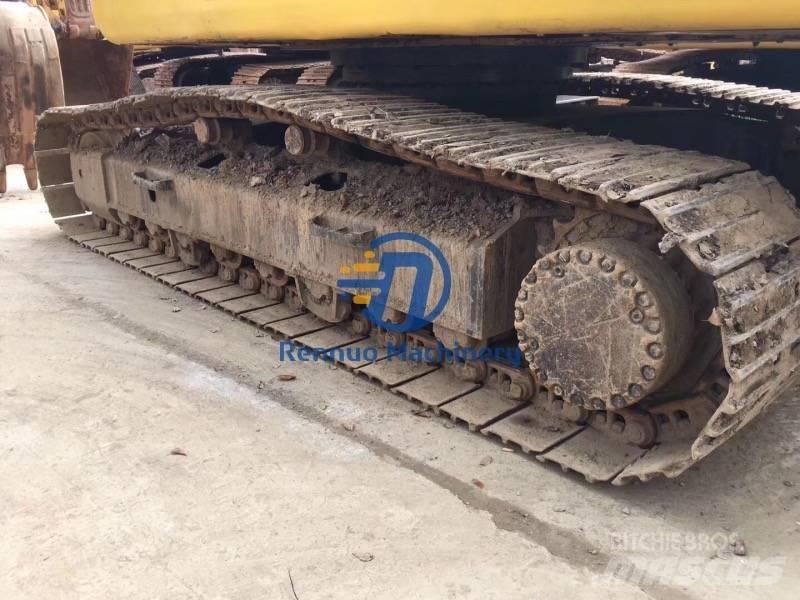 Komatsu PC210-7 Pásová rýpadla