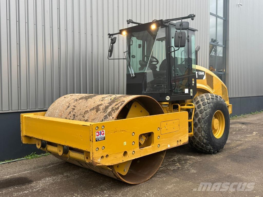 CAT CS64B Tahačové válce