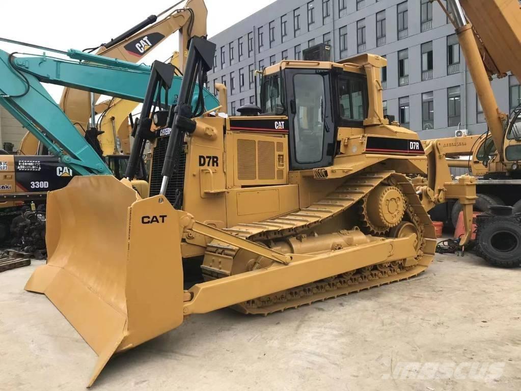CAT D 7 R Pásové dozery