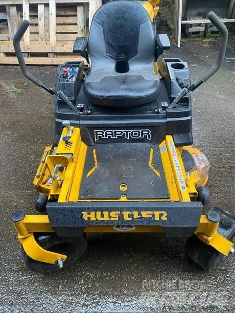Hustler RAPTOR MOWER Samojízdné sekačky