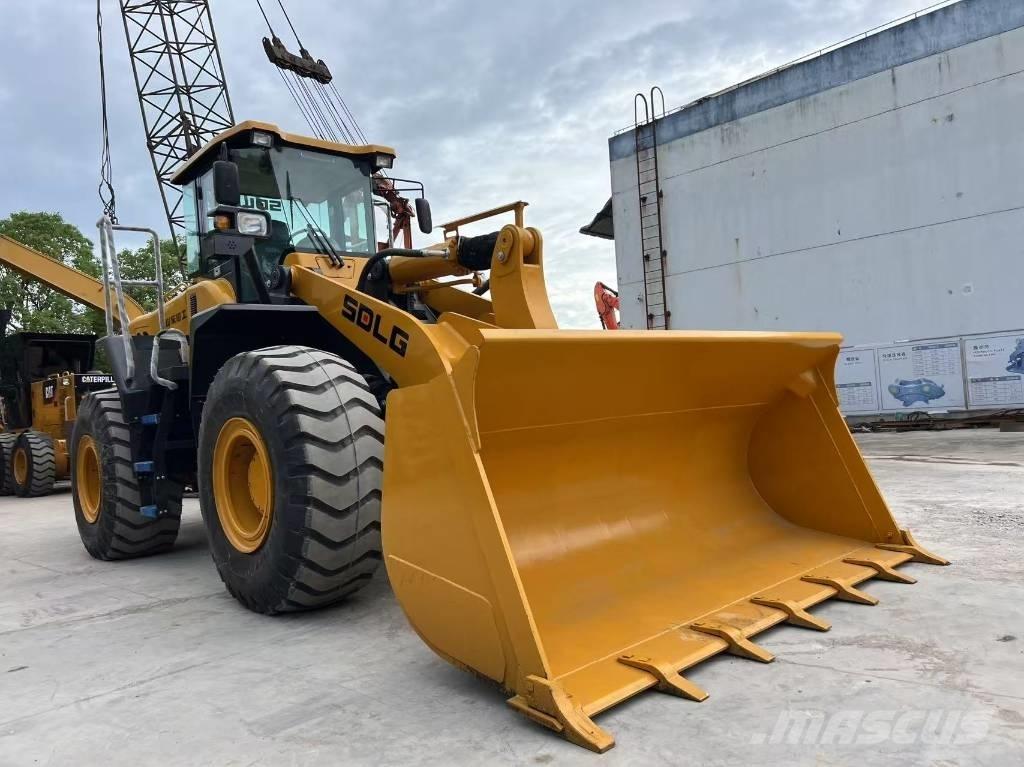CAT LG956L Kolové nakladače