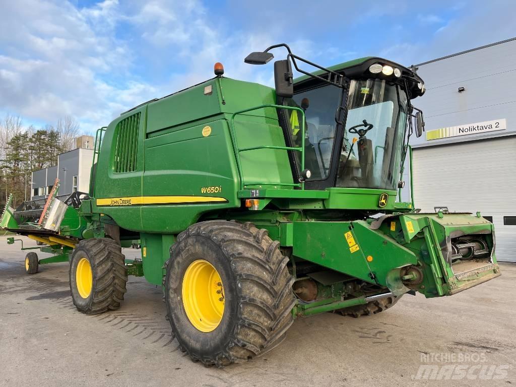 John Deere W 650 i Sklízecí mlátičky