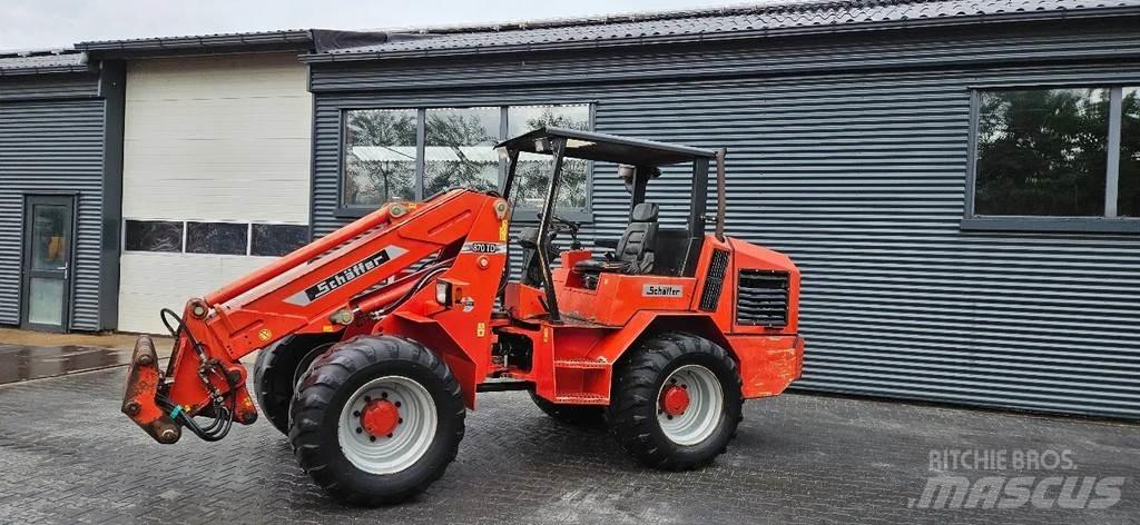 Schäffer 870 T Kolové nakladače
