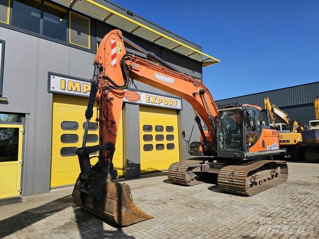 Doosan DX180LC Pásová rýpadla