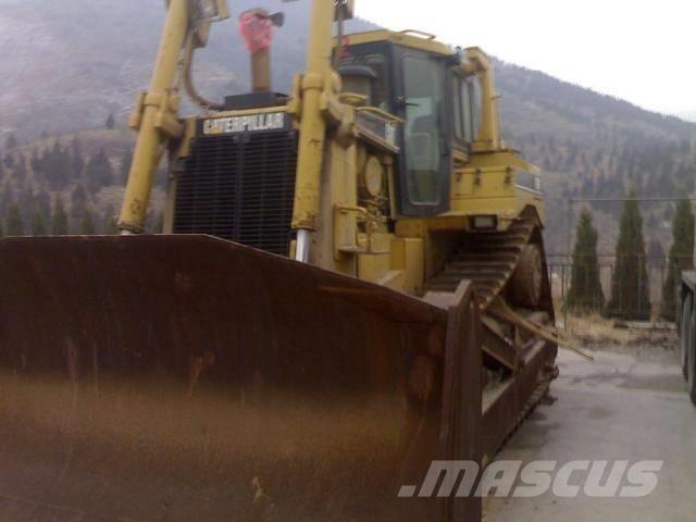 CAT D8R Pásové dozery