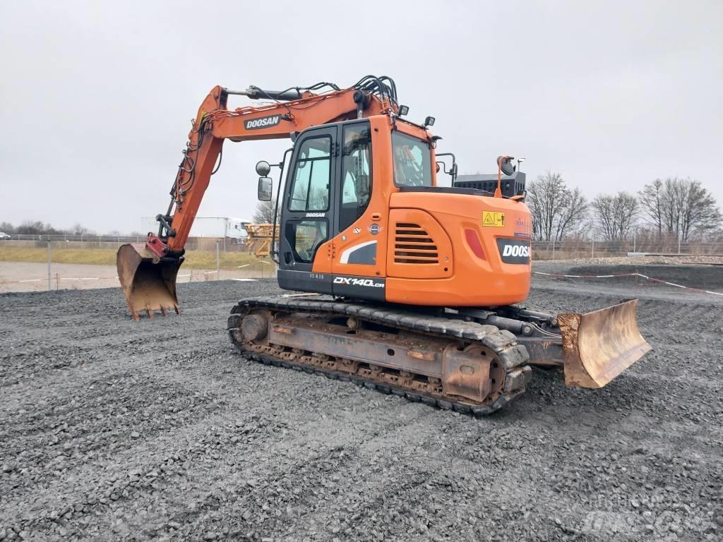 Develon DX 140 LCR-5 Pásová rýpadla