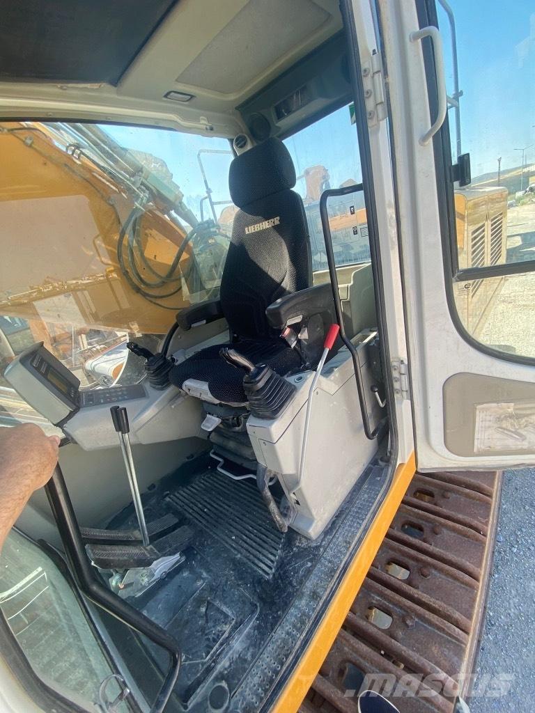 Liebherr 954 SME Pásová rýpadla