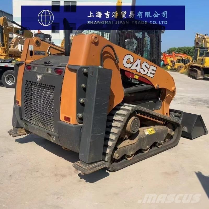 CASE TR 270 Smykem řízené nakladače