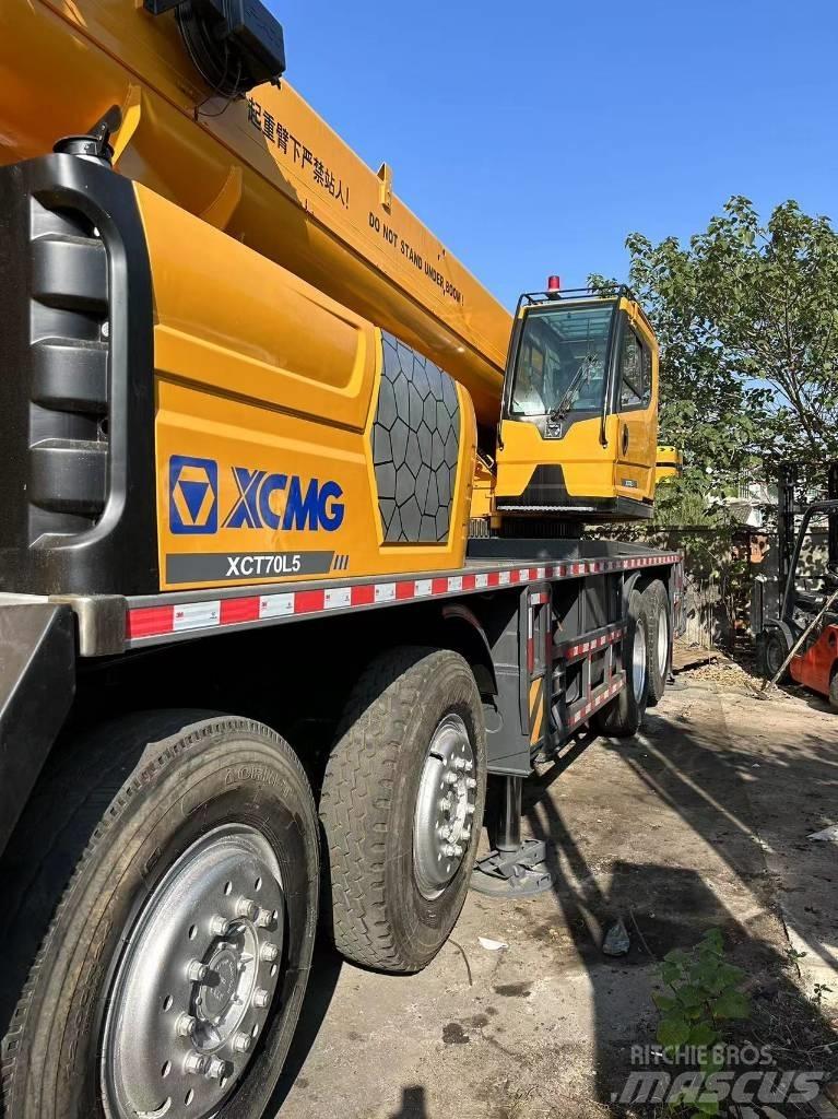 XCMG XCT 70 Univerzální terénní jeřáby