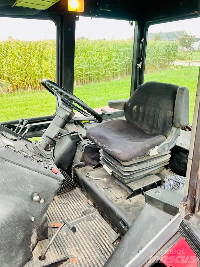 Belarus 552 Traktory