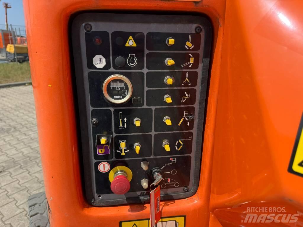 JLG E400AJPN Kloubové plošiny